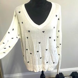 Heart sweater Theo & Spence